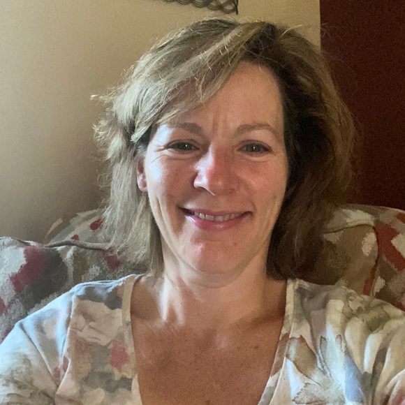 Meet your Posher, Kristin - Picture 1 of 1